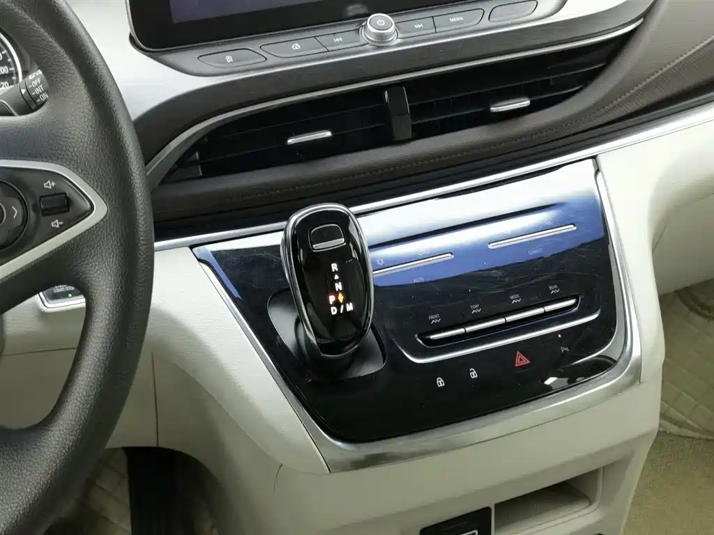 Buick GL8 2023 Model Land Business Class Smart фото 13