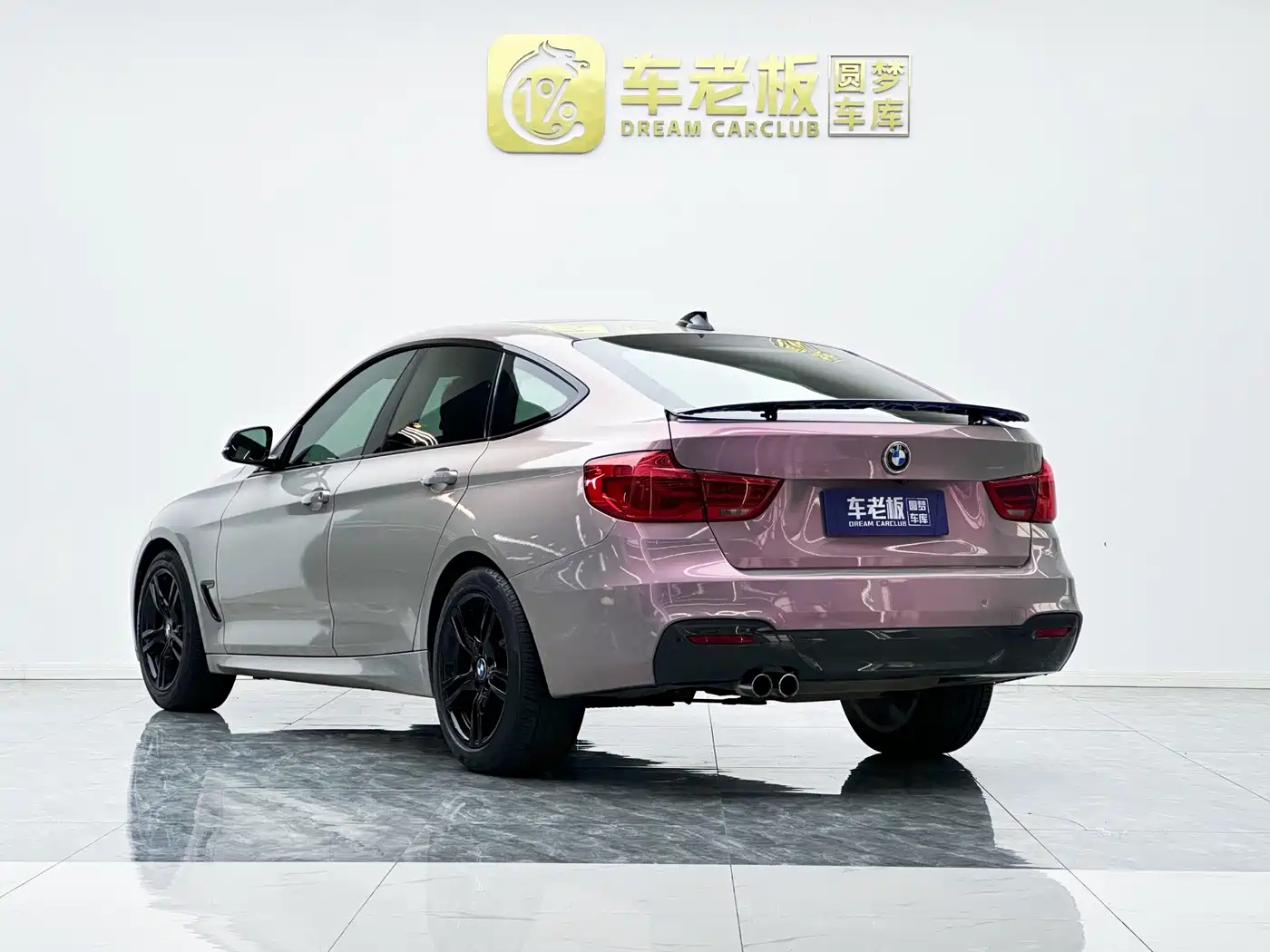 BMW 3 Series GT 2017 320i M Sport фото 5