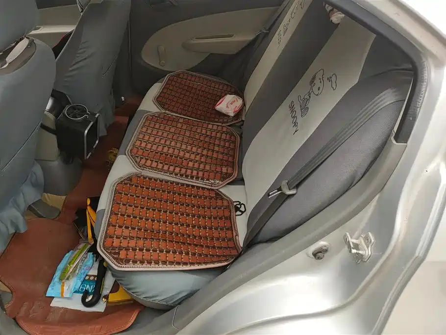 Chevrolet Sail 2011 Sedan 1.4L Manual Happiness Edition фото 11