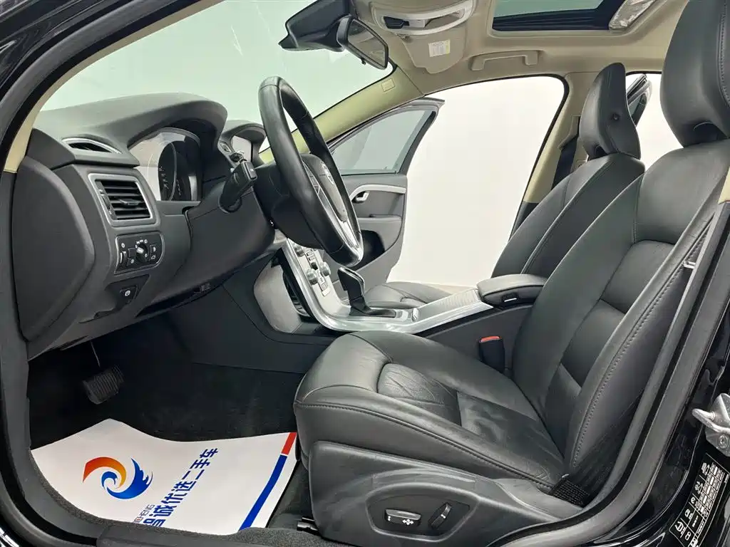 Volvo S80L 2015 2.0T T5 Momentum Edition фото 4