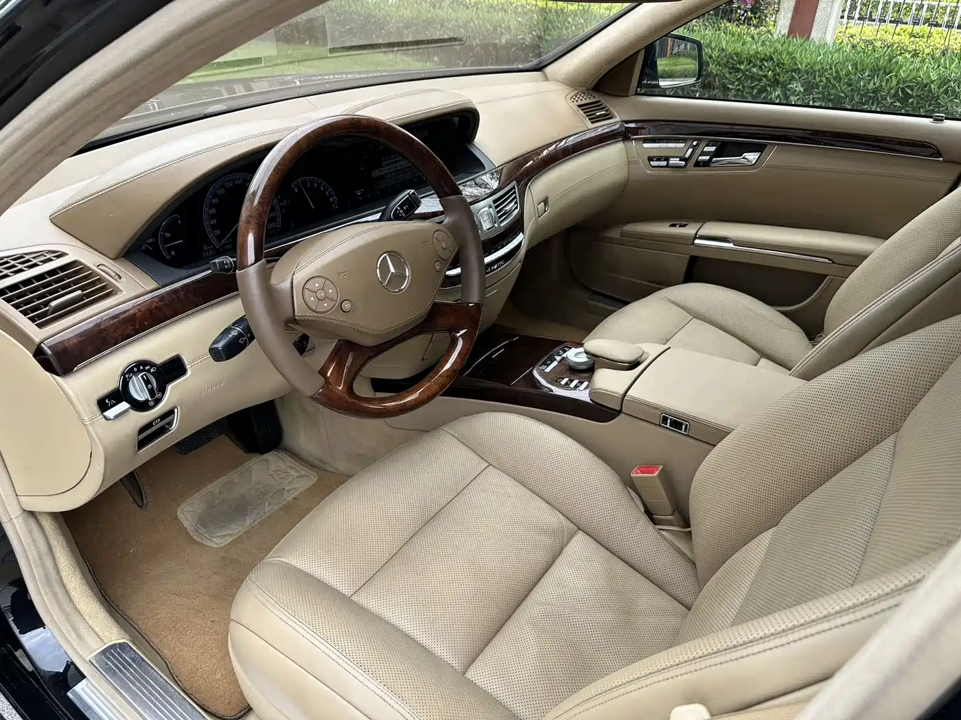 Mercedes-Benz S-Class 2011 S 500 L CGI 4MATIC фото 7