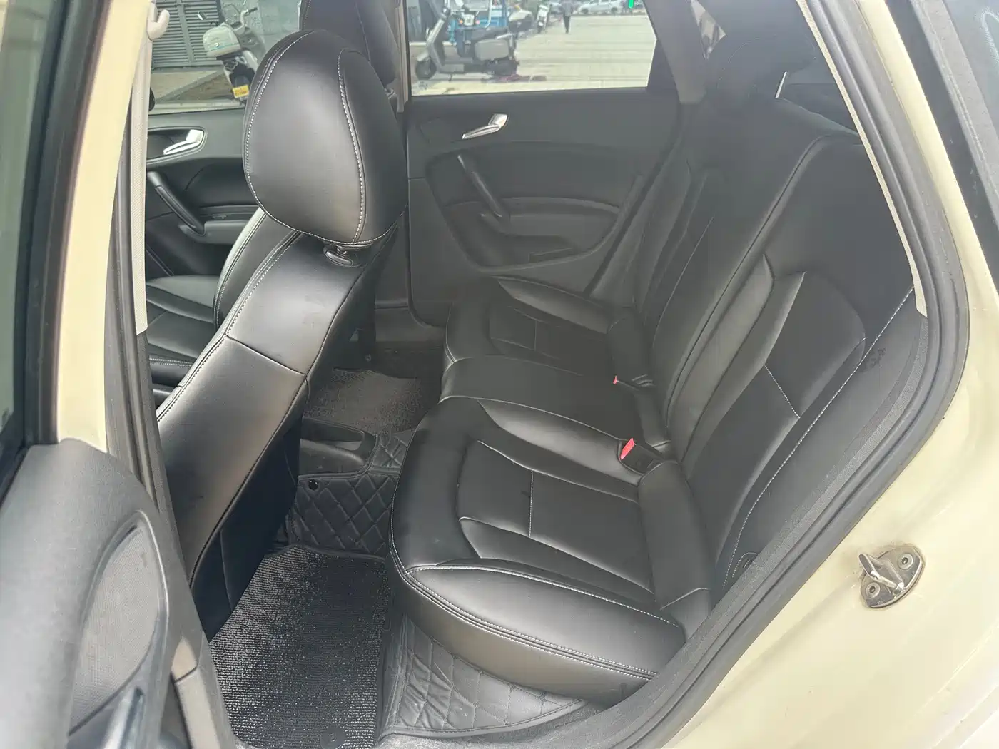 Audi A1 2013 2012 1.4 TFSI Ego
