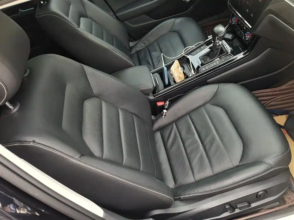 Volkswagen Phideon 2018 Facelift 380TSI FWD Business фото 25