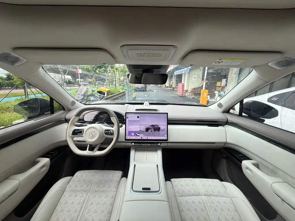 ZEEKR 7X 2025 2025 Model 75kWh RWD Smart Driving Edition