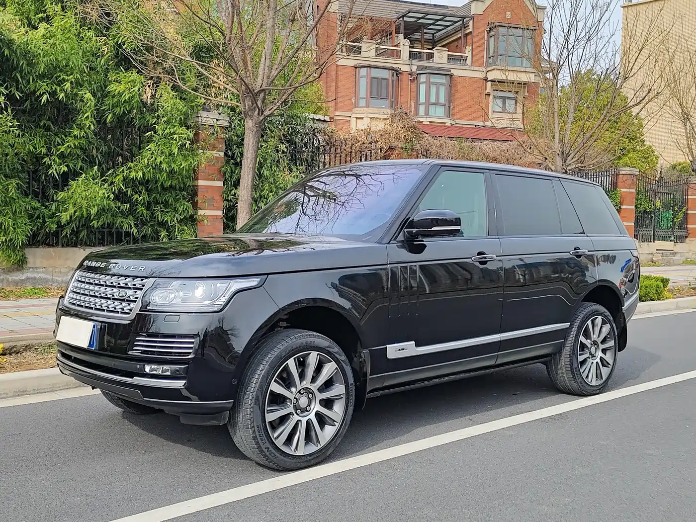 Land Rover Range Rover 2015 5.0 SC V8 AB Prestigious Genesis Extended Edition фото 16