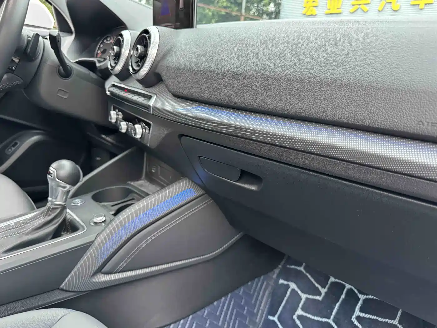 Audi Q2L 2022 35 TFSI Fashion Dynamic фото 14