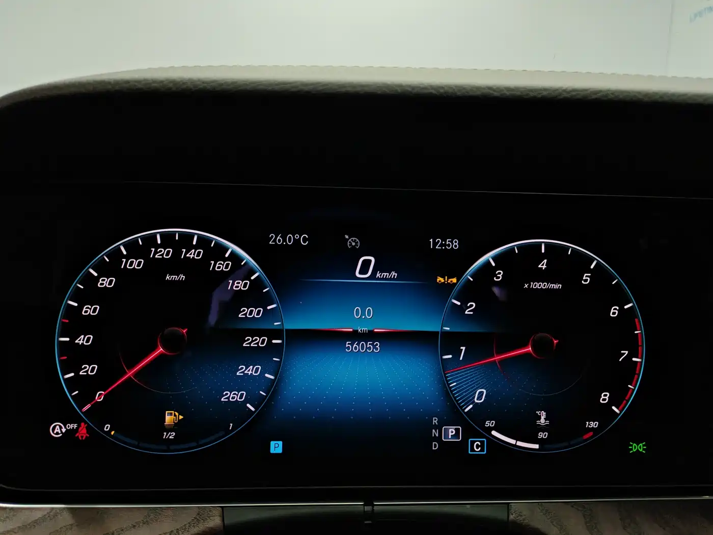 Mercedes-Benz E-Class 2023 E 260 L фото 8