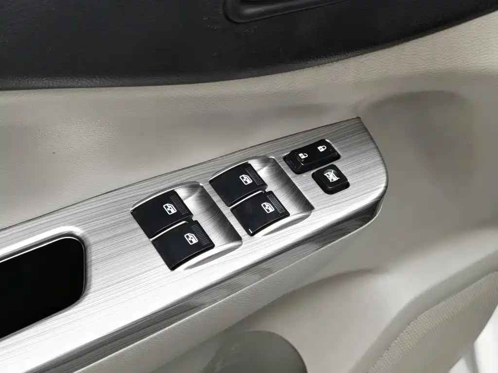 Dongfeng Fengxing Fengxing S500 2016 2016 1.5L Manual Luxury