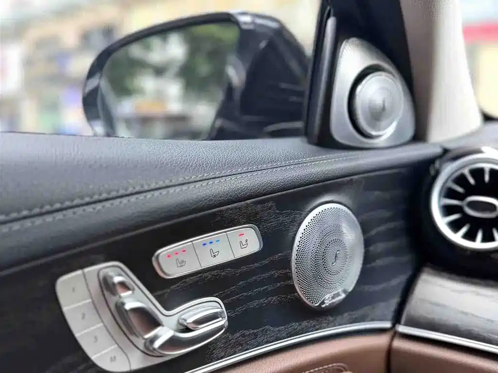 Mercedes-Benz E-Class 2018 Facelift E 300 L Sport Luxury фото 7