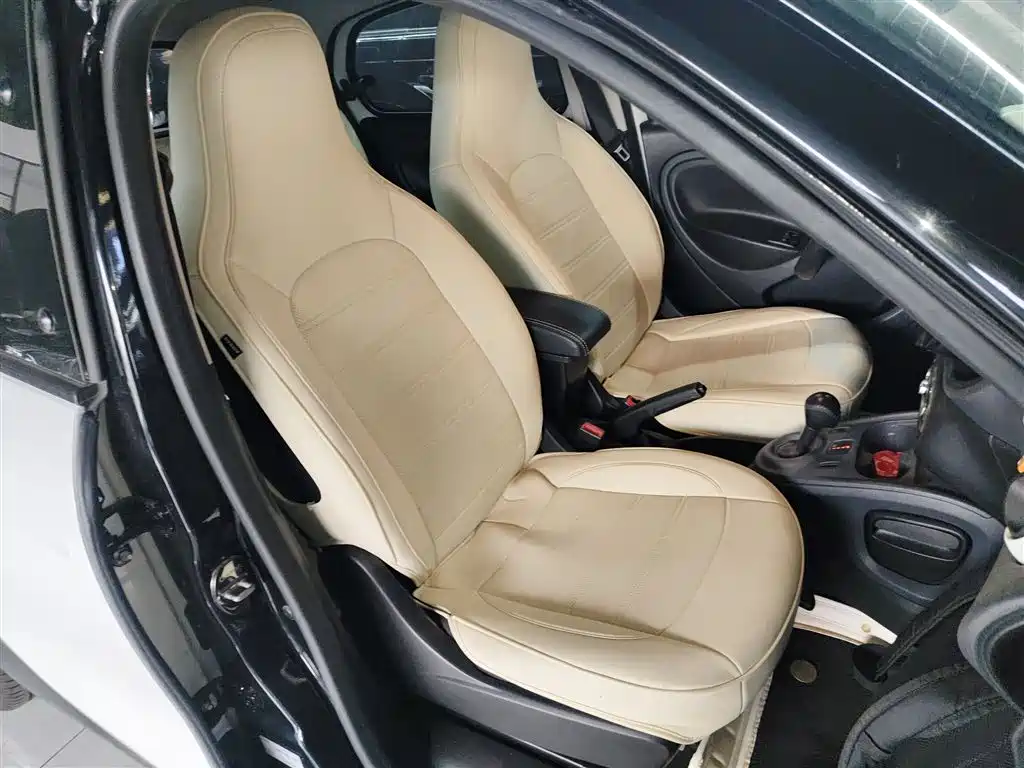 smart forfour 2019 2018 1.0L 52kW Agile Edition