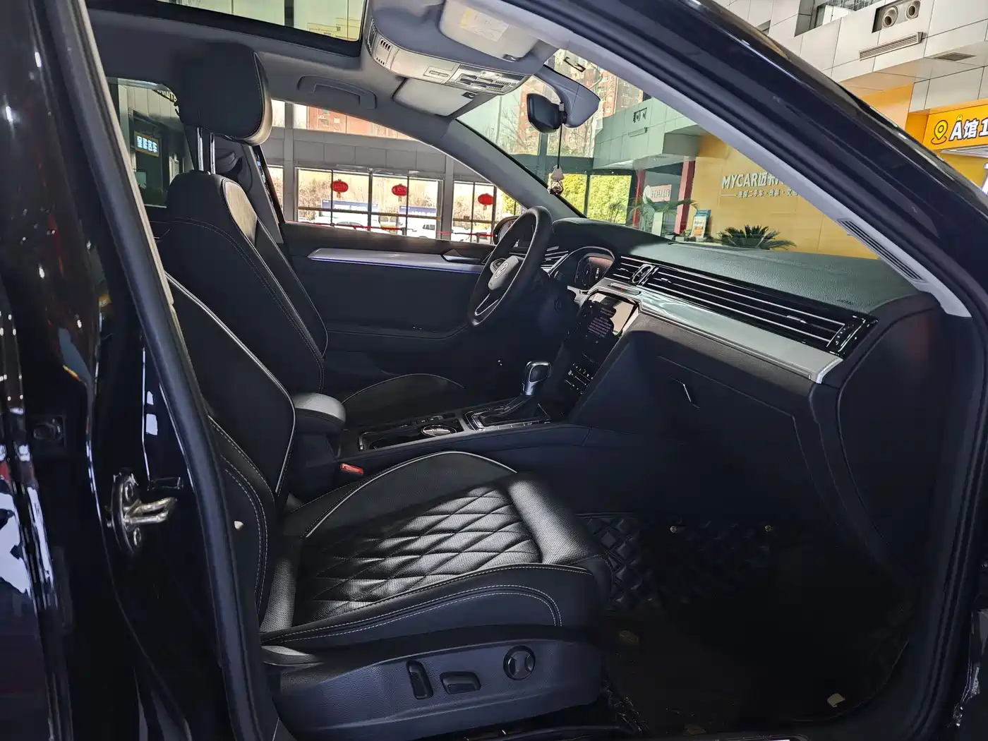 VOLKSWAGEN MAGOTAN GTE PLUG IN HYBRID