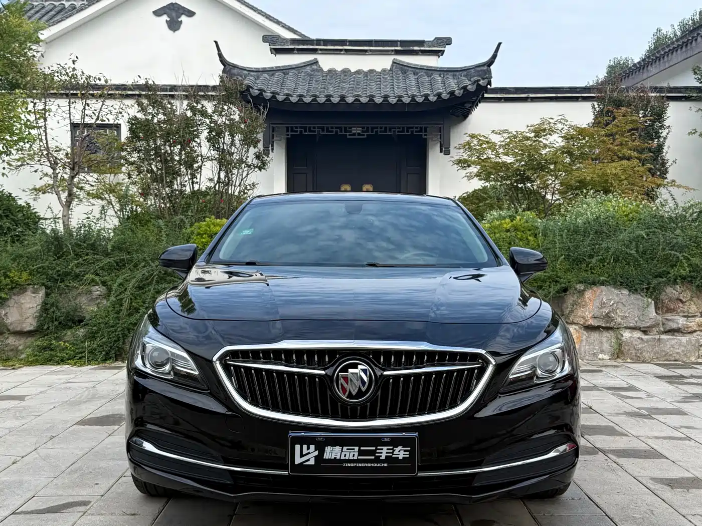 Фото 2 - Buick LaCrosse