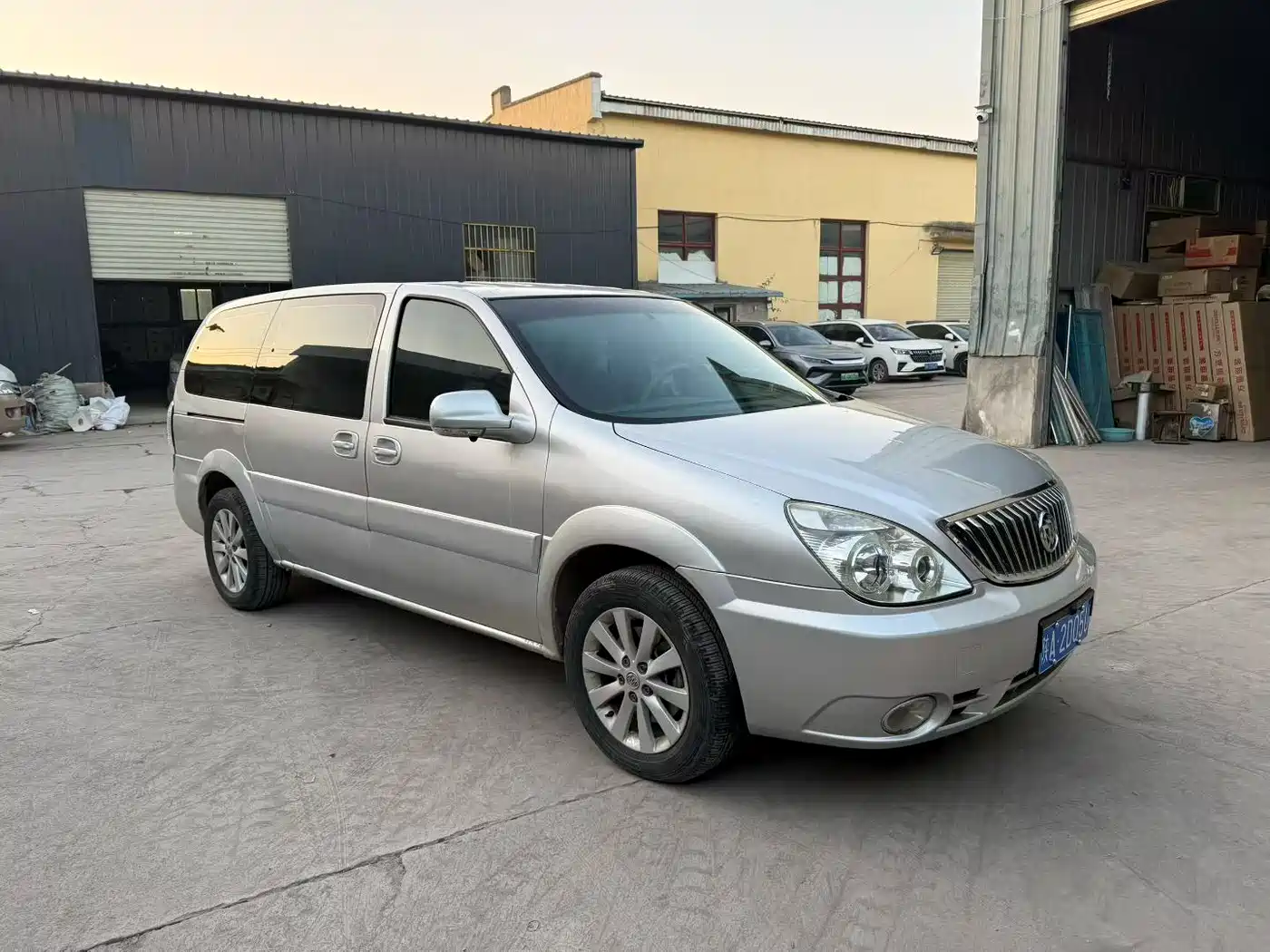Buick GL8 2013 2.4L Classic фото 3