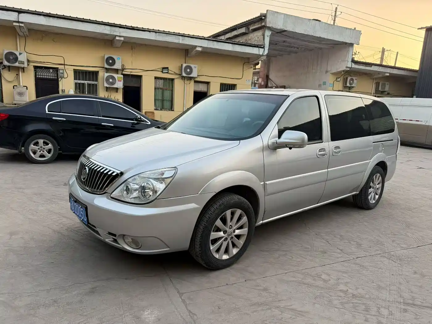 Buick GL8 2013 2.4L Classic