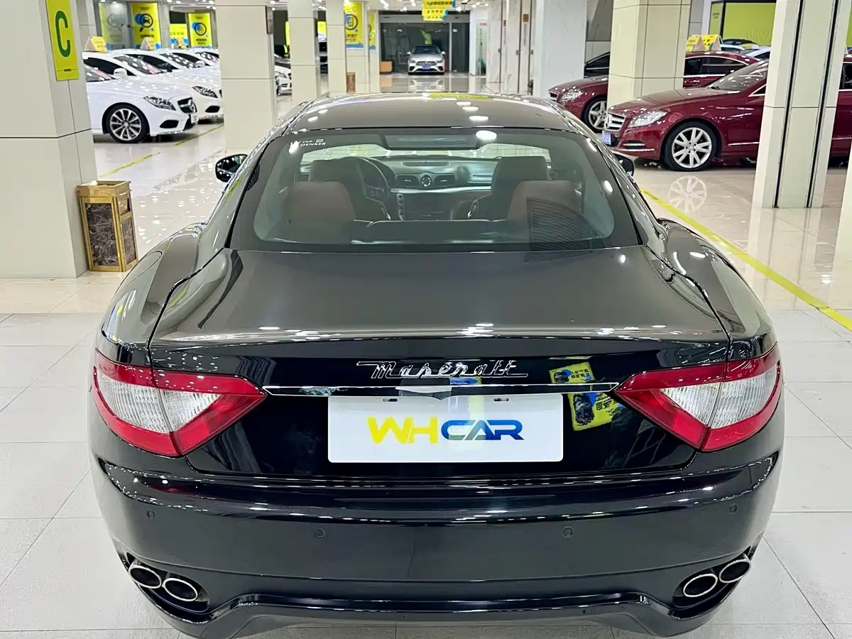 Maserati GranTurismo 2011 2009 4.7L Sport Automatic