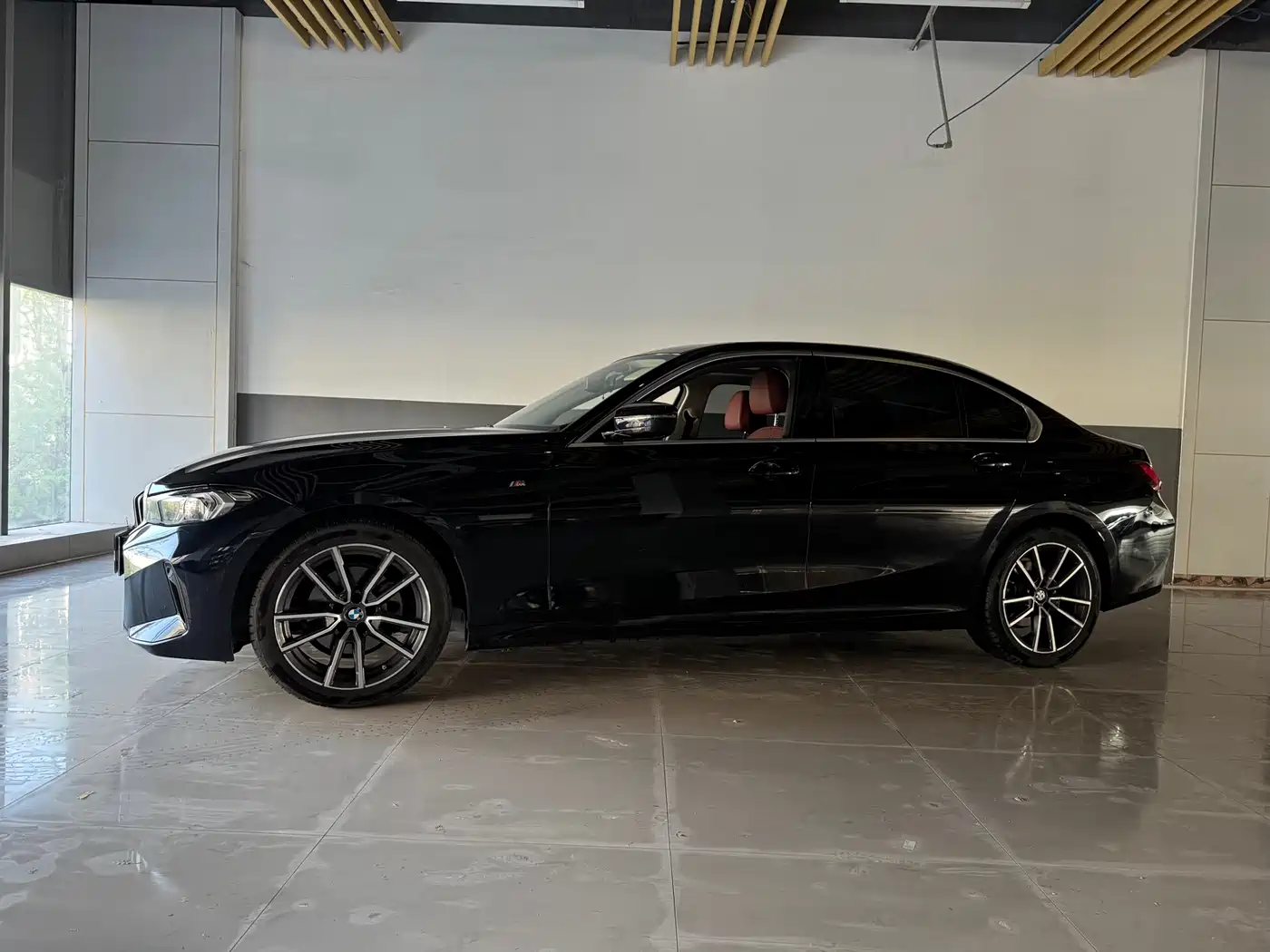 BMW 3 Series 2023 320Li M Sport Package фото 2