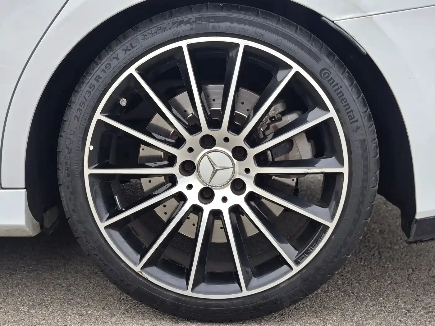Mercedes-Benz A-Class AMG 2020 AMG A 35 L 4MATIC фото 8