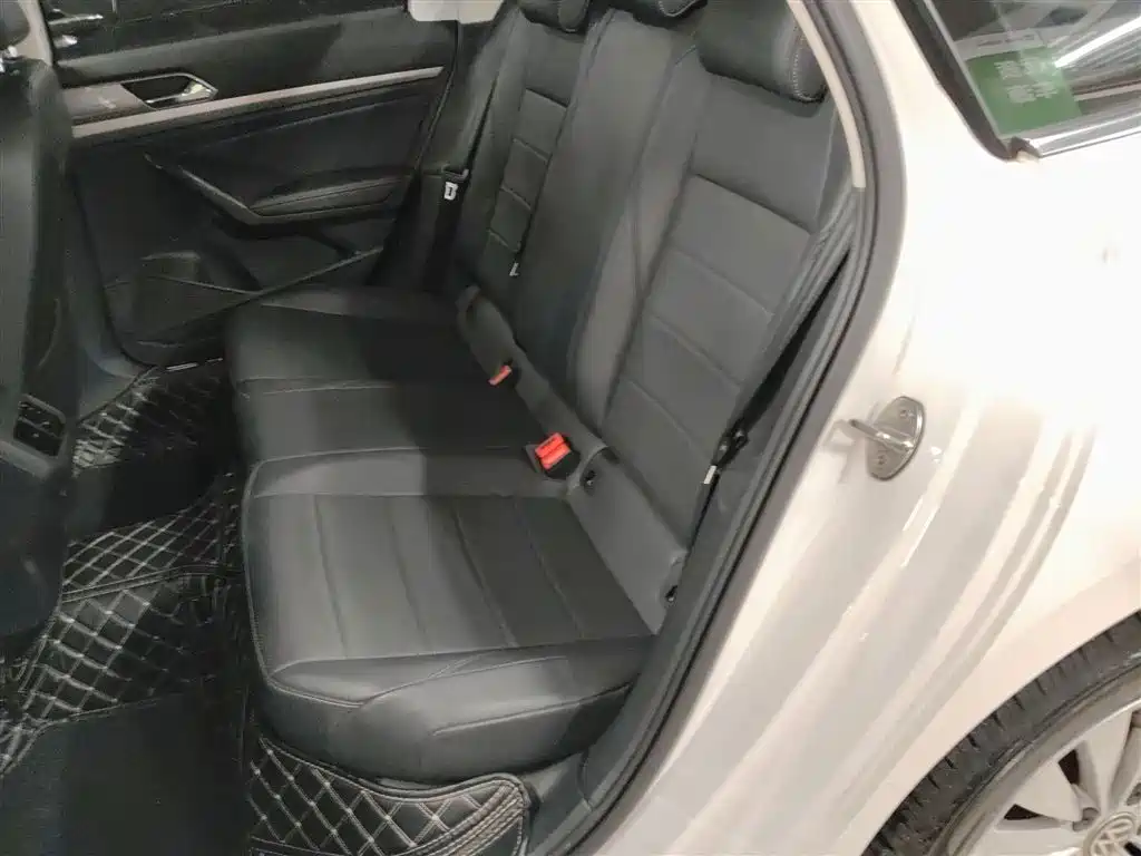 Volkswagen Lavida 2018 1.5L Automatic Comfort Version China V фото 17