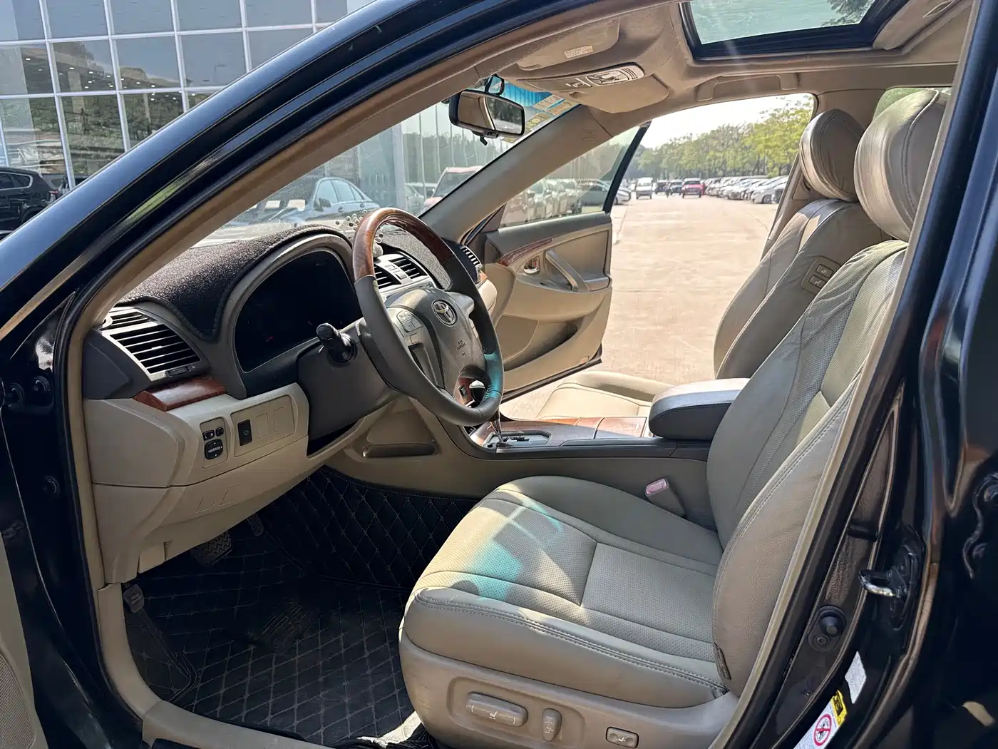 Toyota Camry 2009 Model 240G Luxury Edition фото 9