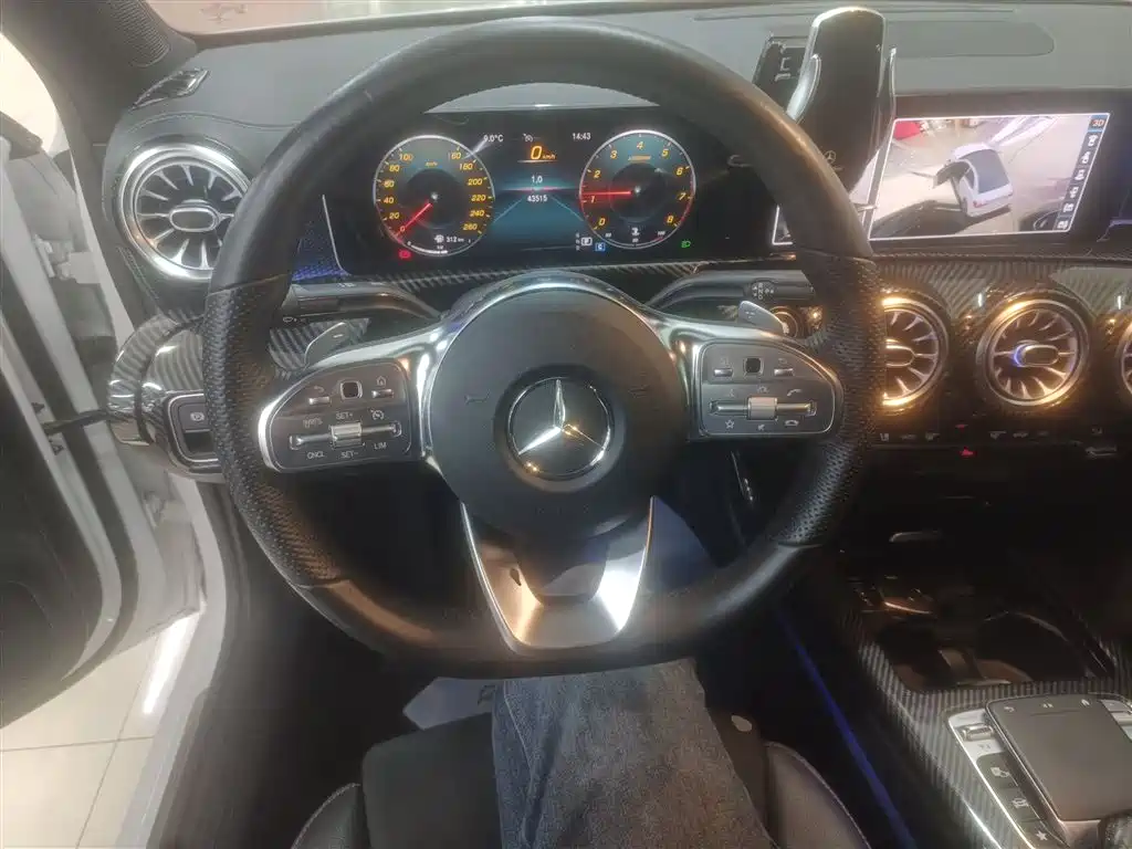 Mercedes-Benz A-Class 2019 A 200 L Sport Sedan фото 7