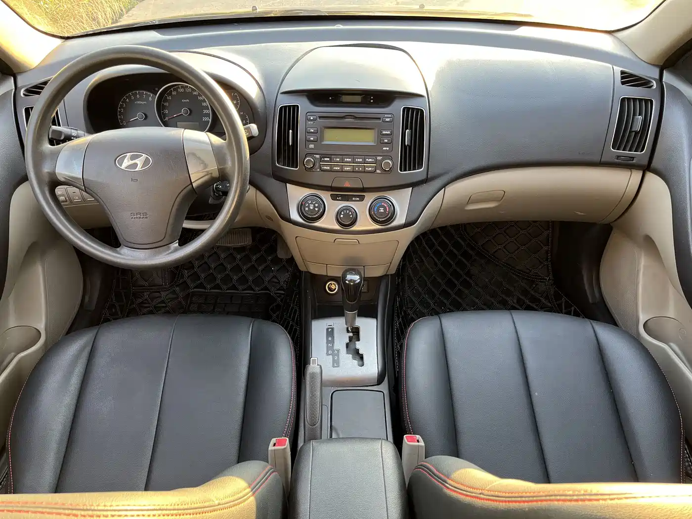 Hyundai Elantra 2011 1.6L Automatic Comfort фото 9