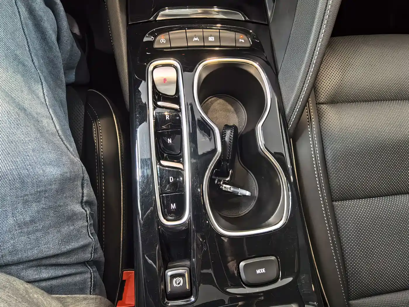 Buick Envision Plus 2023 2022 Enclave Plus 652T 5-Seater Luxury