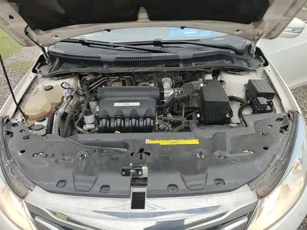 BYD Surui 2015 Facelift 1.5L Manual Luxury фото 20
