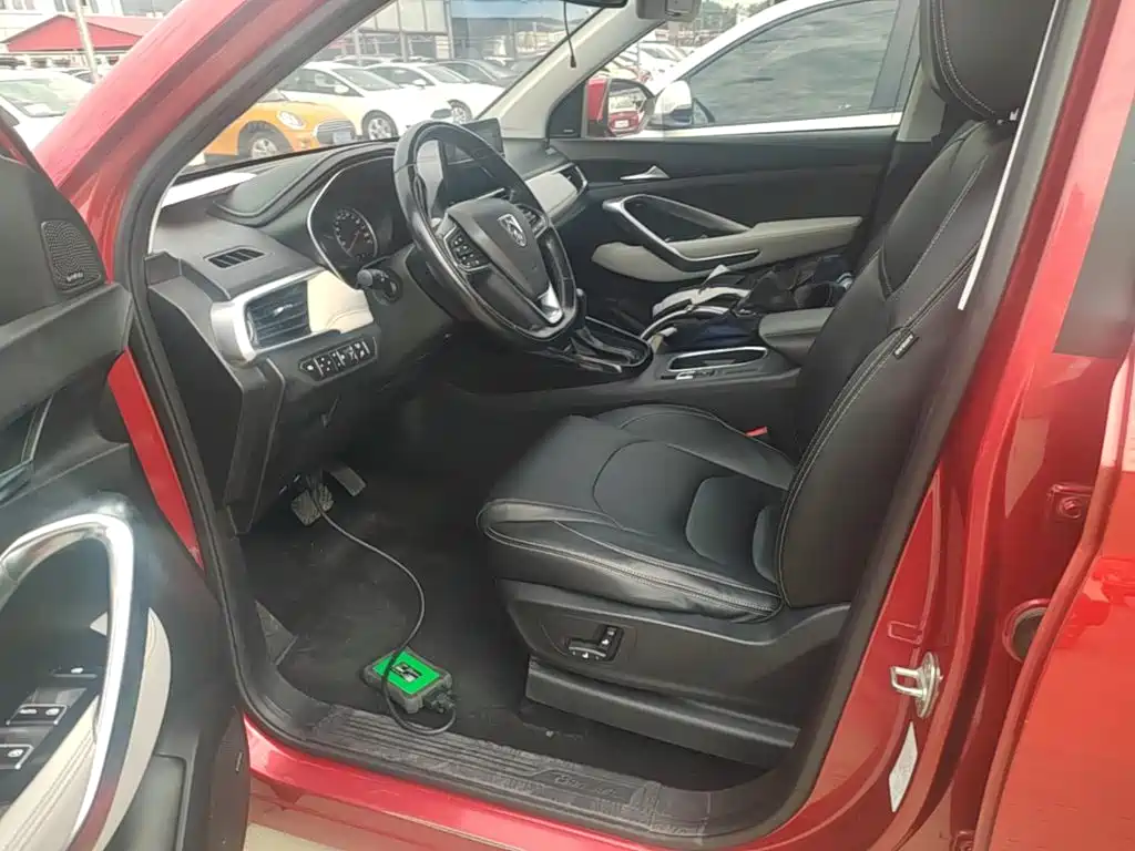 Baojun 530 2019 2018 Model 1.5T DCT Flagship (China V)