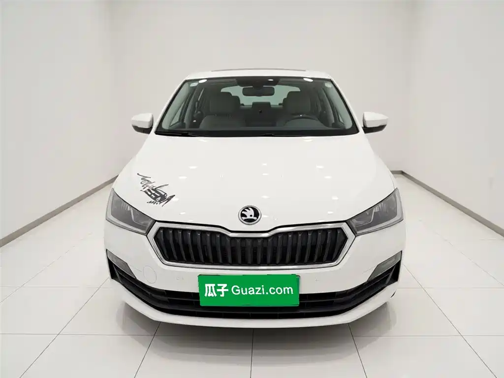 Škoda Rapid 2020 1.5L Auto Standard фото 24