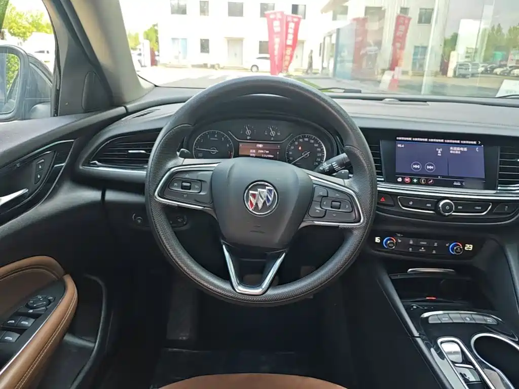 BUICK REGAL