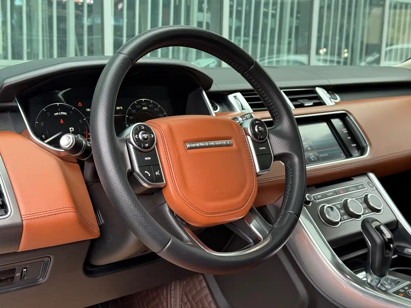 Land Rover Range Rover Sport 2014 3.0 SC V6 HSE DYNAMIC фото 8