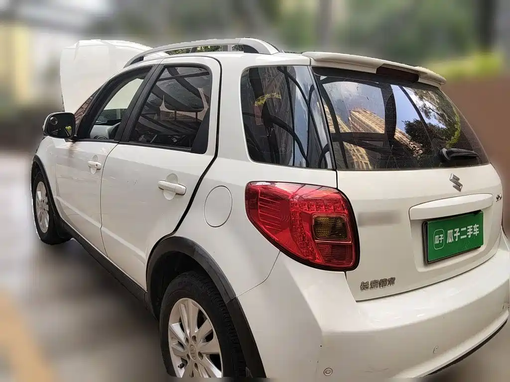 Suzuki SX4 2015 2013 1.6L Manual Cool Edition