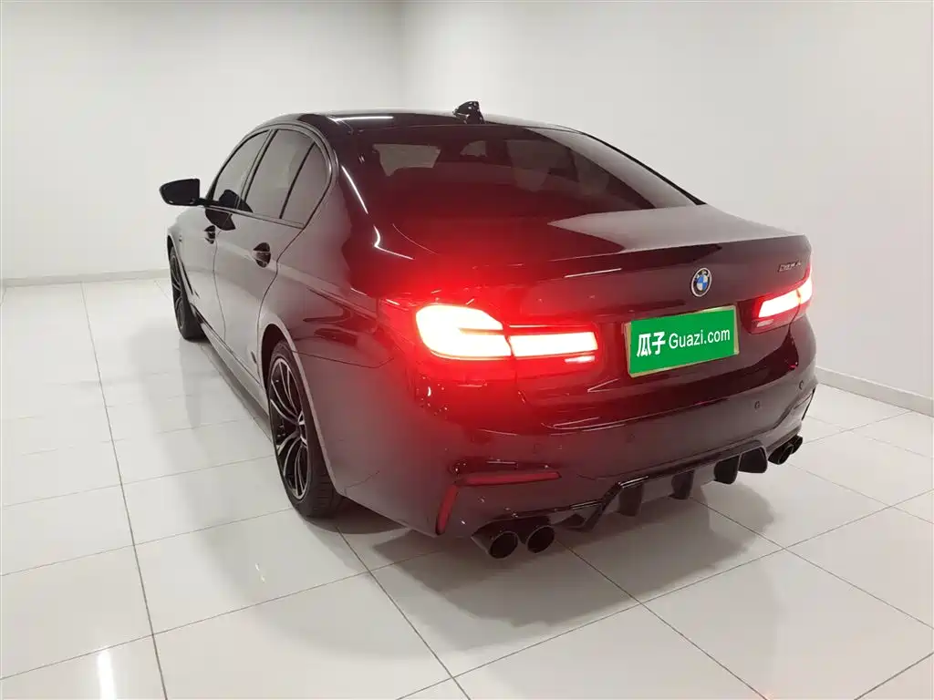 BMW 5 Series 2020 530Li Exclusive M Sport Package фото 23