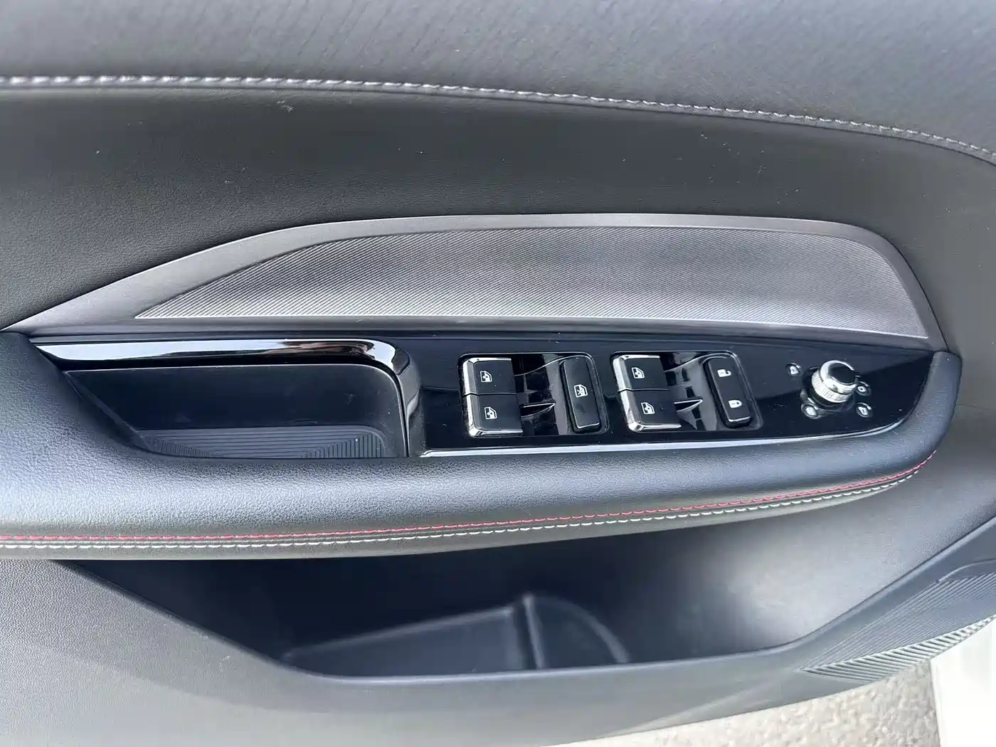 CHANGAN CHANGAN AUCHAN Z6