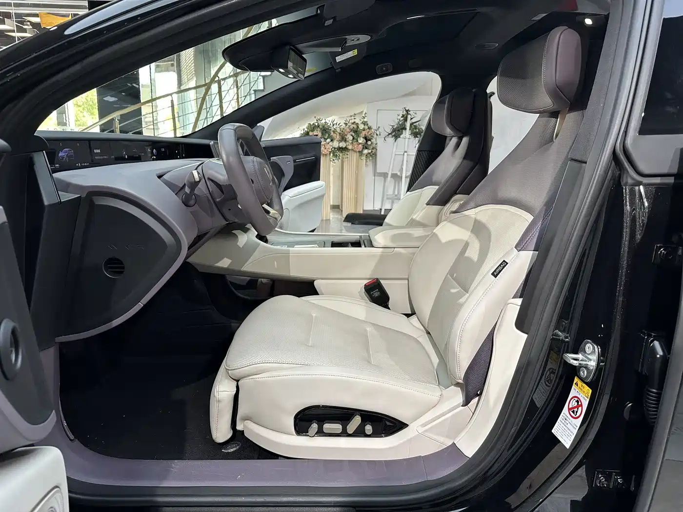 Avatr 12 2024 700 Triple Laser RWD Luxury Enjoyment Edition фото 8