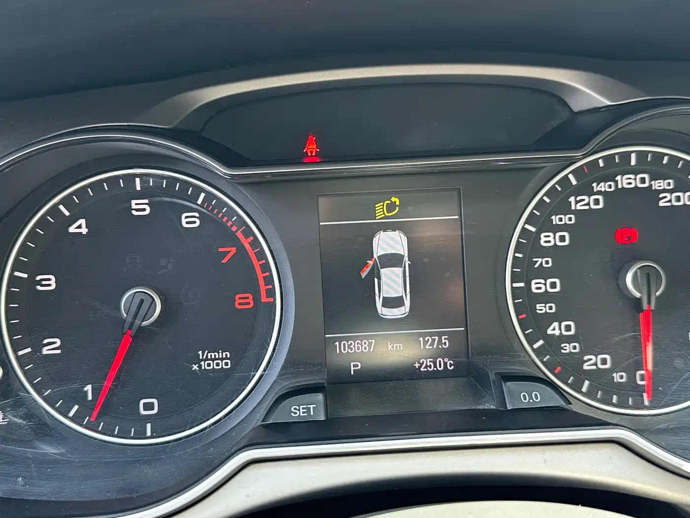Audi A4L 2016 35 TFSI Automatic Luxury фото 11