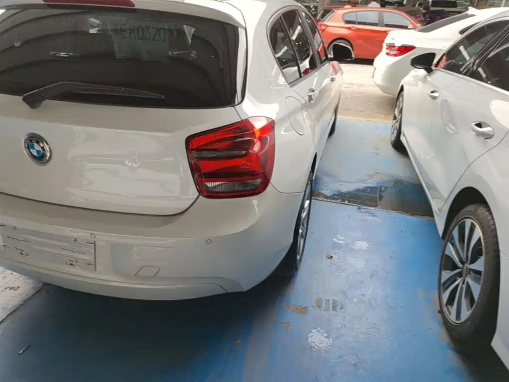 BMW 1 Series (Import) 2013 Facelift 116i Leading Model фото 8
