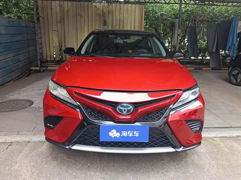 Toyota Camry 2019 Hybrid 2.5HS Trend Edition China V фото 2
