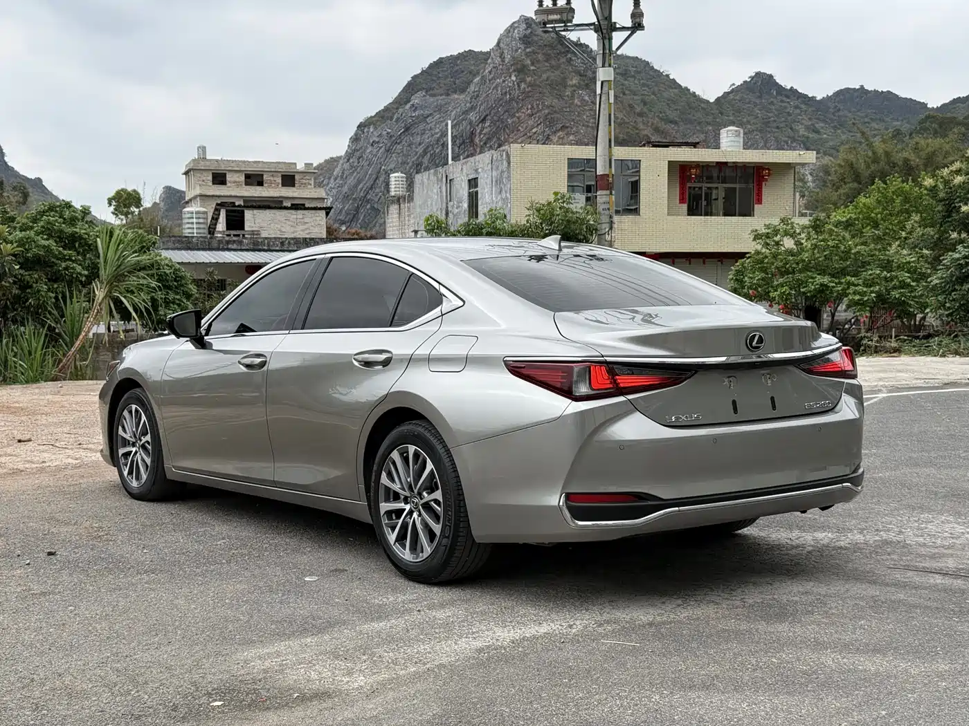 Lexus ES 2021 260 Excellence Edition фото 26