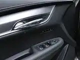 Фото 9 - Cadillac XT6