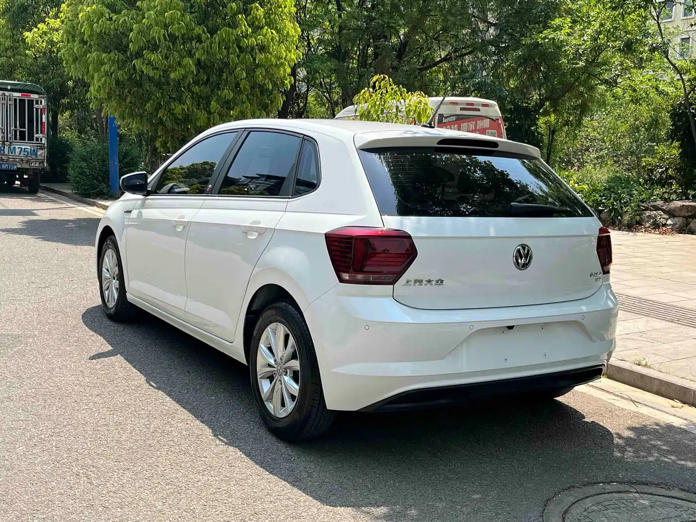 Volkswagen Polo 2019 Plus 1.5L Automatic Colorful Tech Edition фото 7