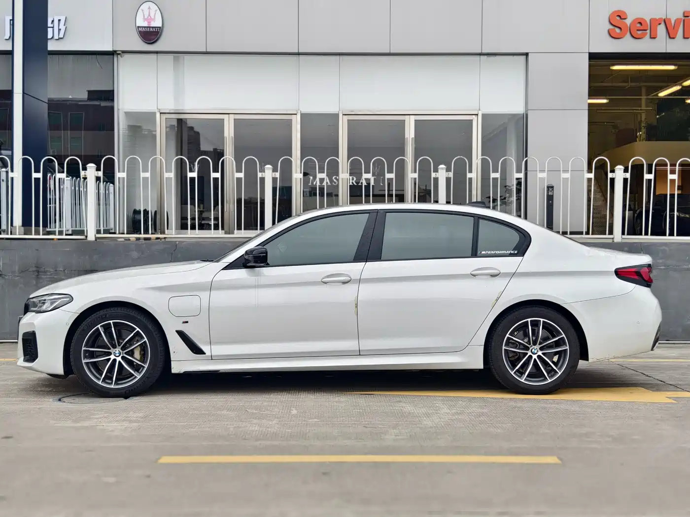 BMW 5 SERIES NEW ENERGY