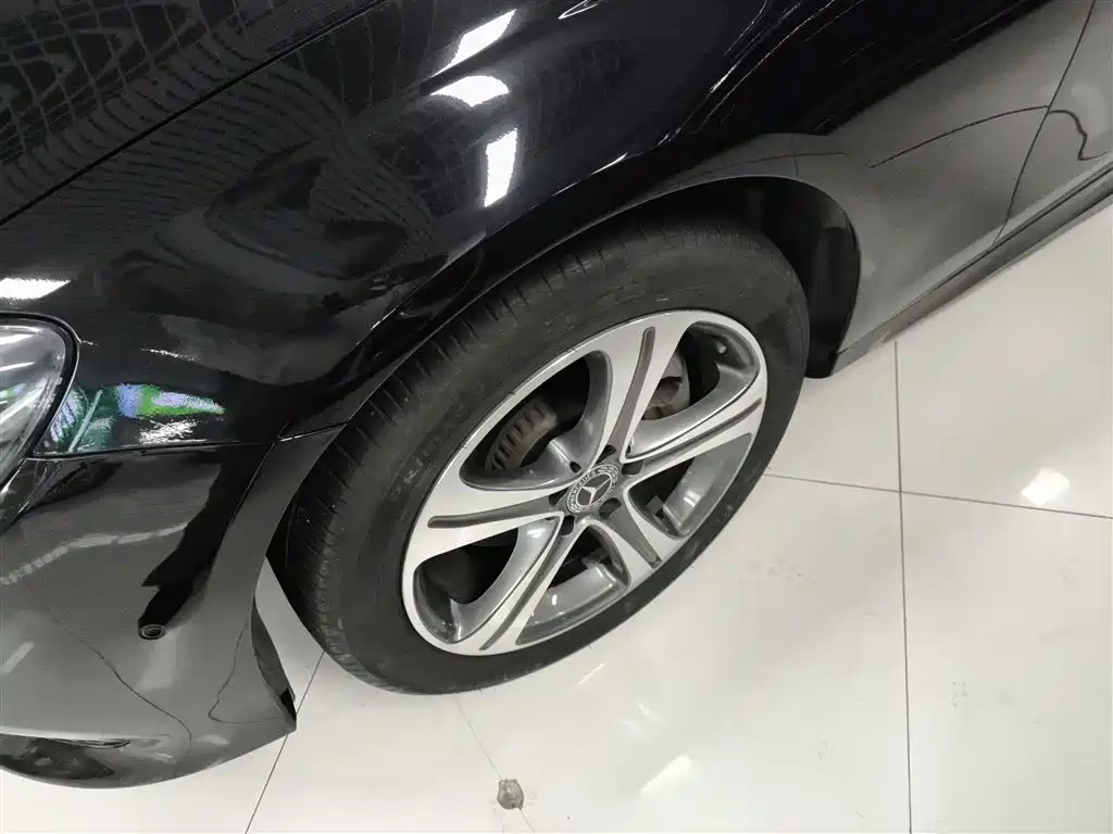 Mercedes-Benz E-Class 2019 E 200 L Sport фото 23