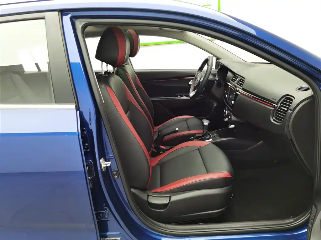 Kia KX CROSS 2018 1.6L Automatic Smart Sunroof Edition фото 23