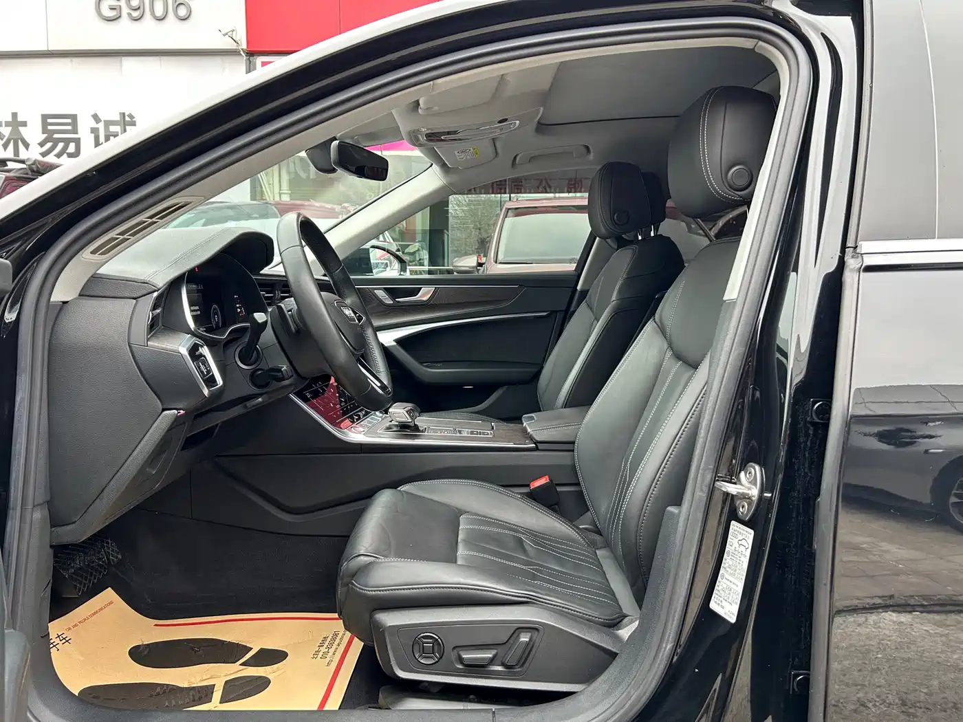 Audi A6L 2019 45 TFSI quattro Exclusive Elegance фото 8