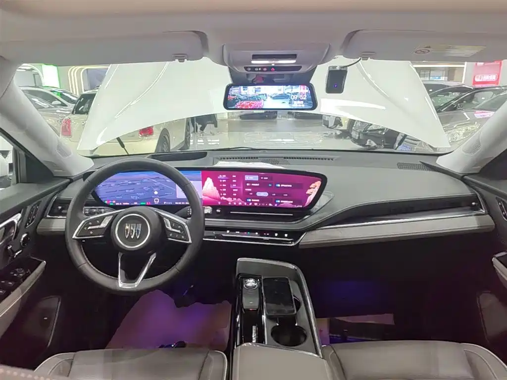 Buick E5 2023 Premium Standard Range Edition фото 10