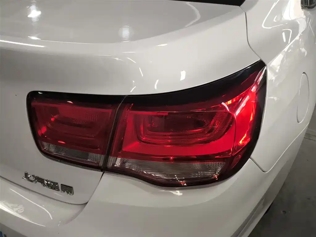 Chevrolet Malibu 2018 530T Automatic Luxury Edition фото 8