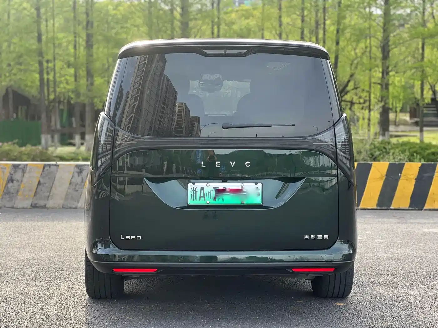 GEELY GALAXY WING TRUE L380