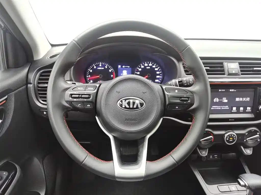 Kia KX CROSS 2018 1.6L Automatic Smart Sunroof Edition фото 11