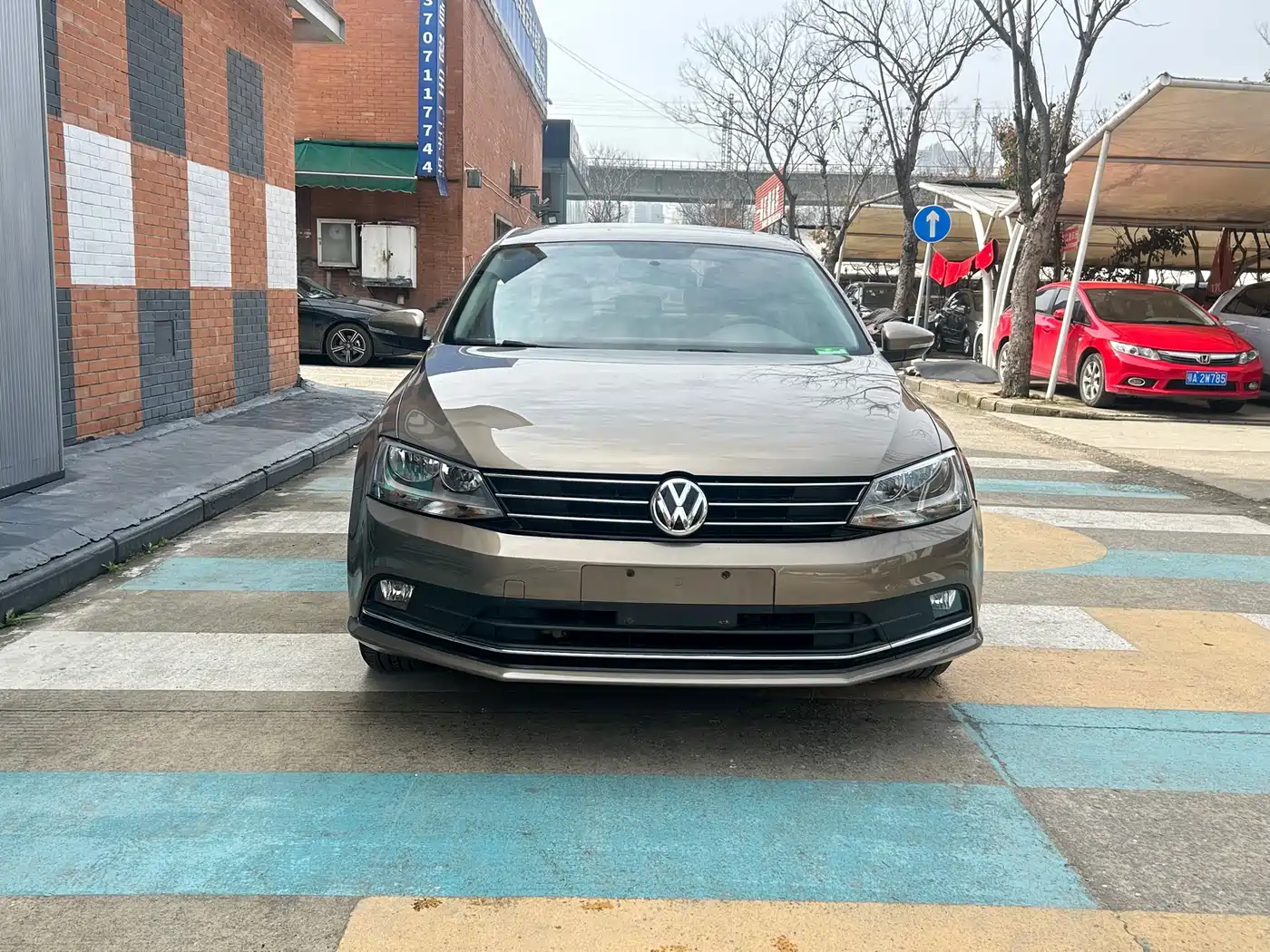 Volkswagen Sagitar 2015 1.6L Automatic Comfort фото 7